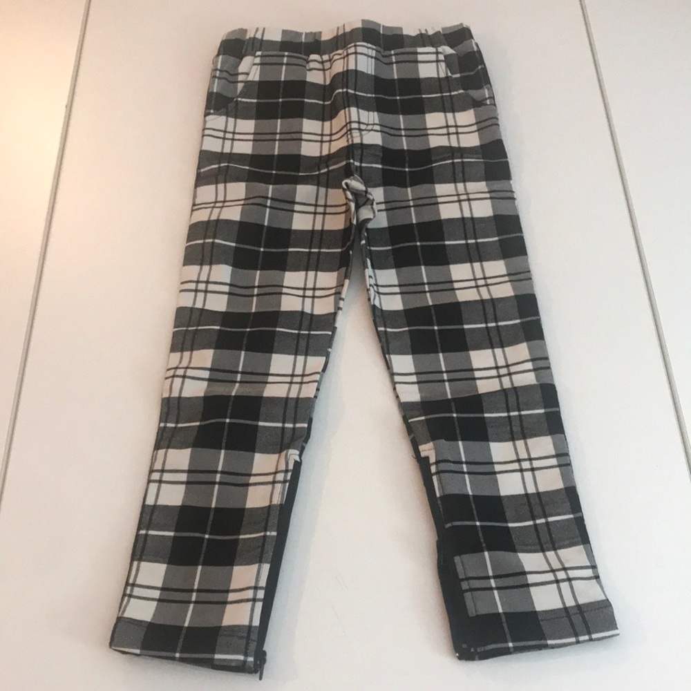POSH KIDDOS SIDE STRIPE PANTS BLACK AND WHITE PLAID SIZE 7